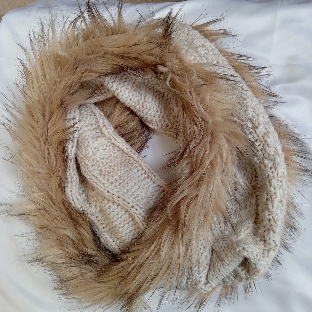 Sonoma Cream and Tan Knit Scarf with Faux Fur Trim